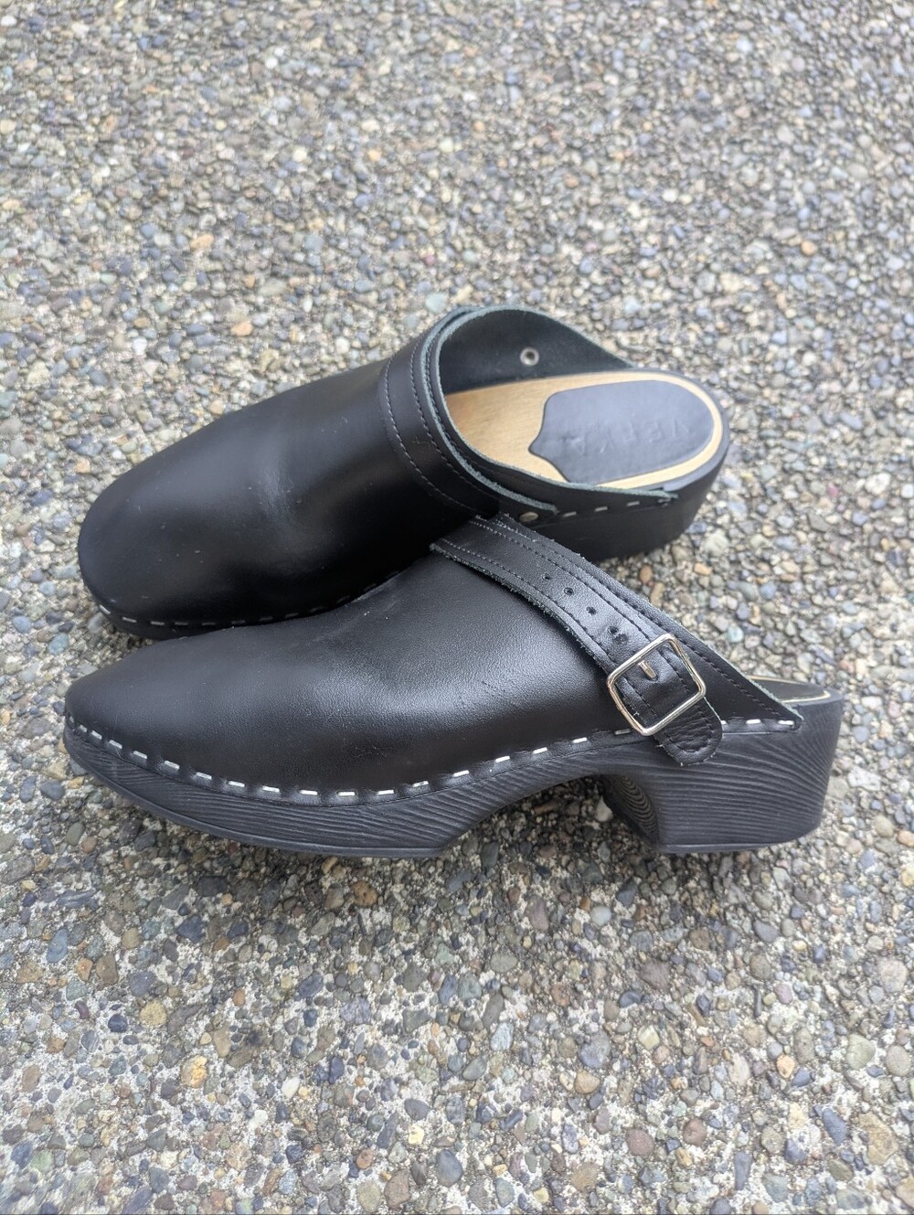 Verka Black Leather Clogs